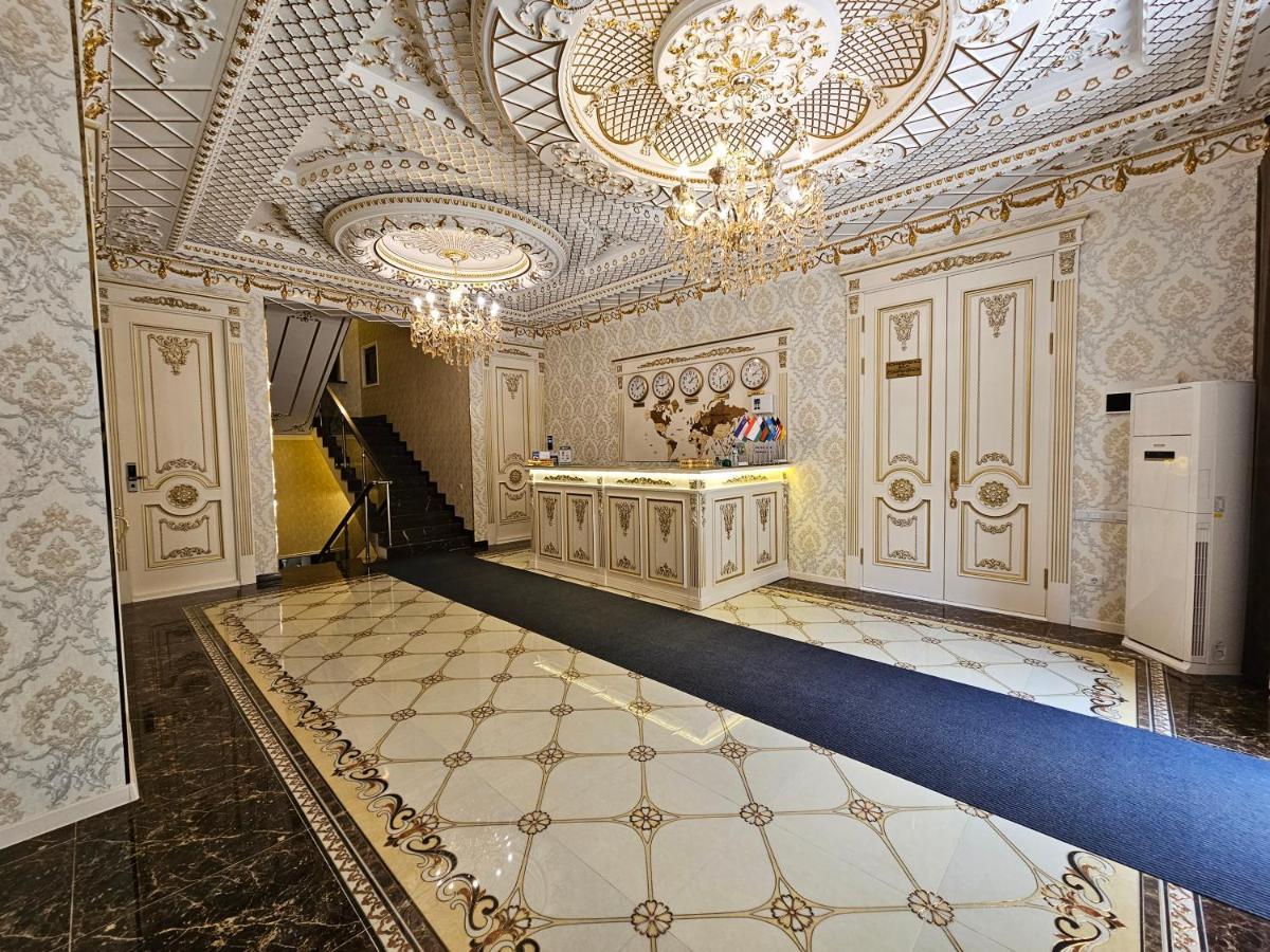Hotel Sharq Dushanbe Exterior foto