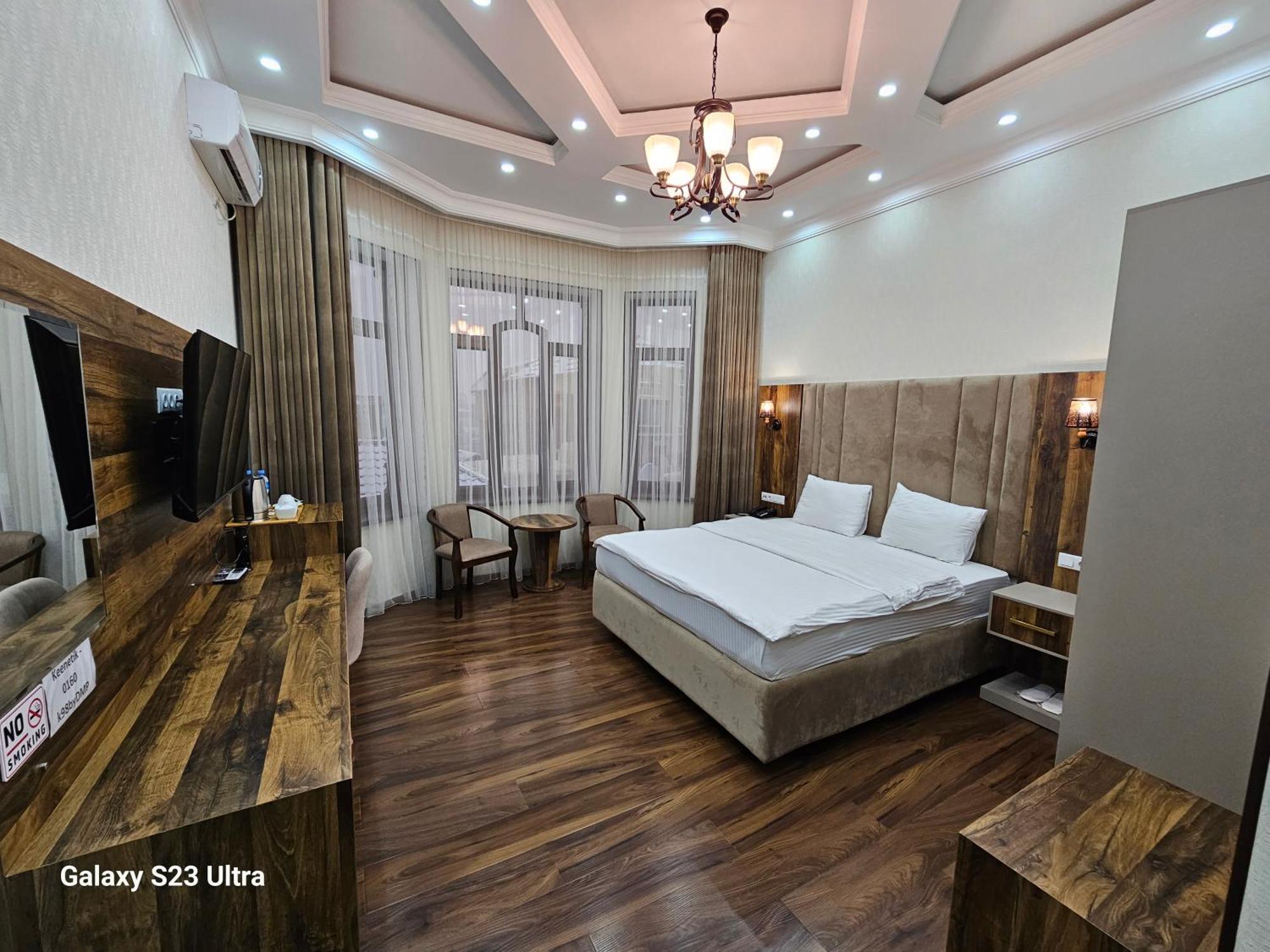 Hotel Sharq Dushanbe Exterior foto