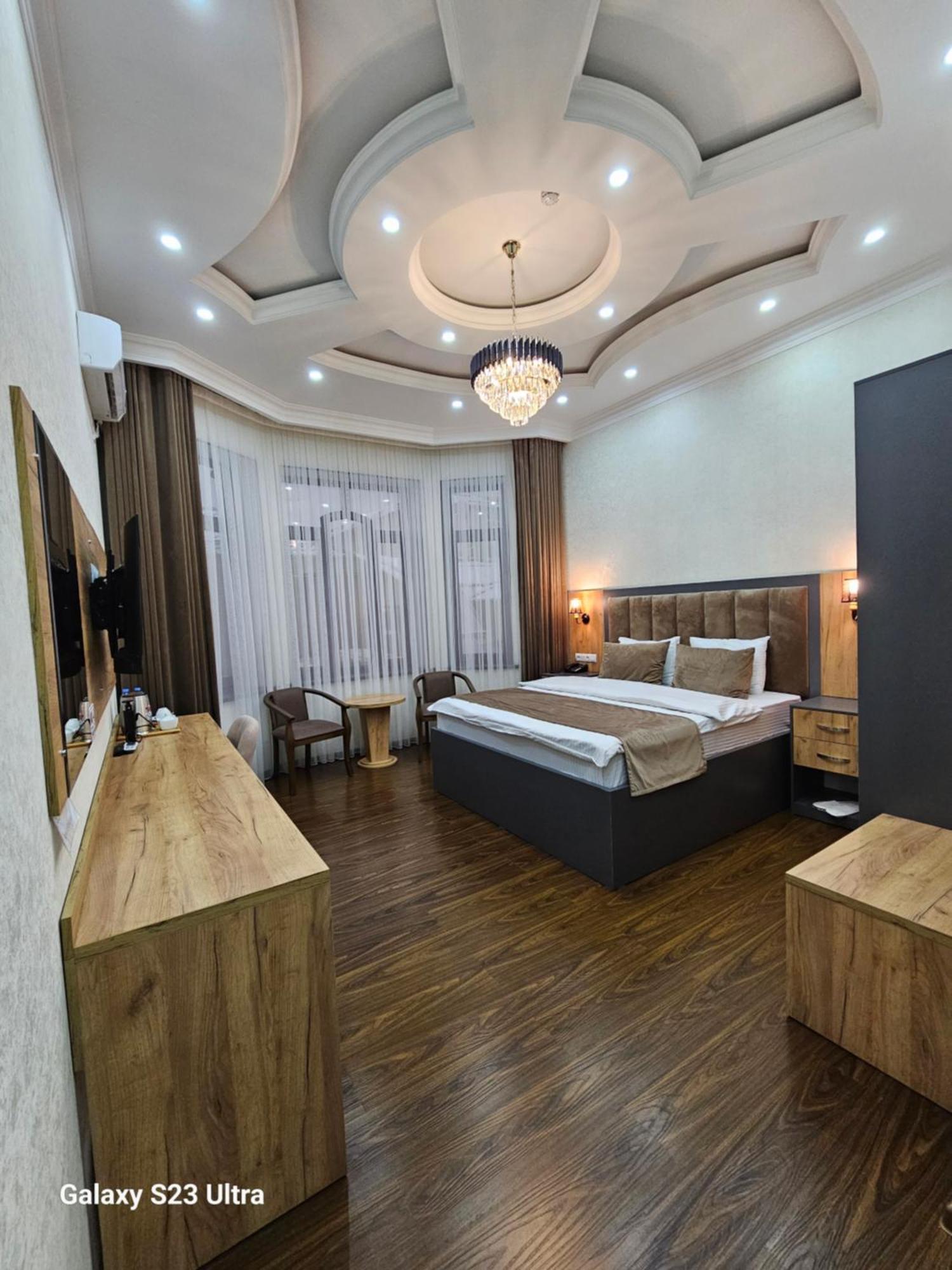 Hotel Sharq Dushanbe Exterior foto