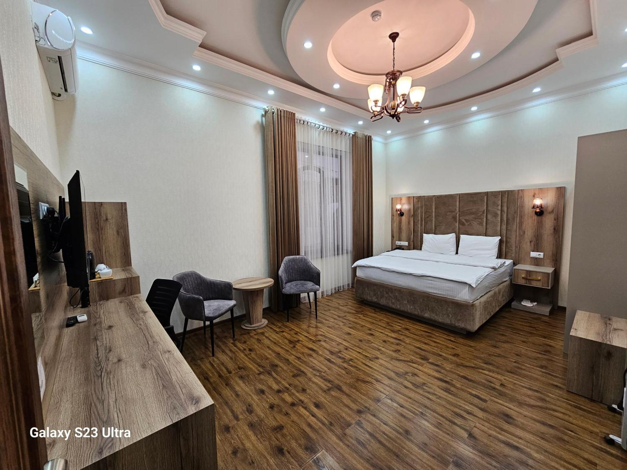 Hotel Sharq Dushanbe Exterior foto