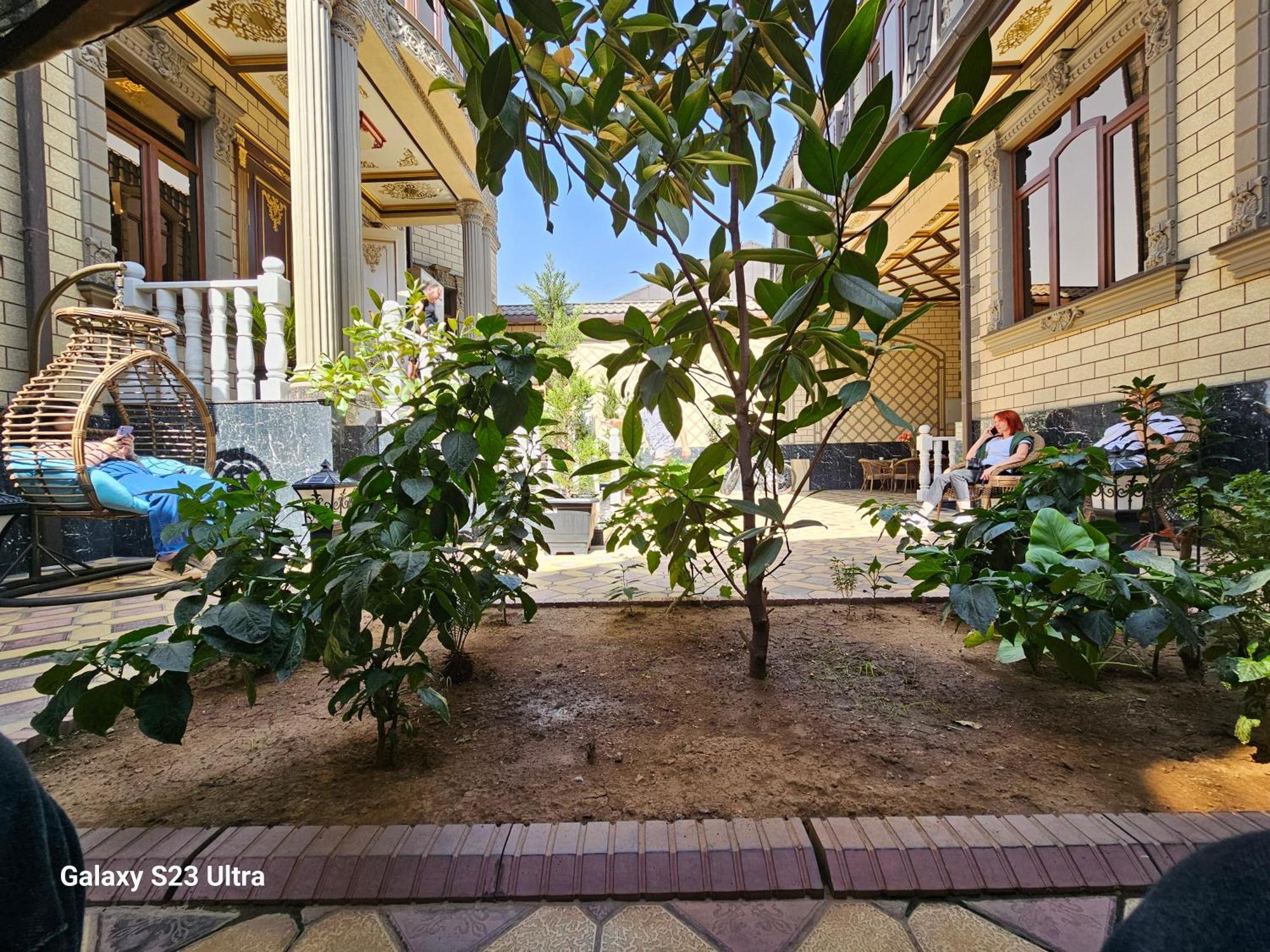 Hotel Sharq Dushanbe Exterior foto